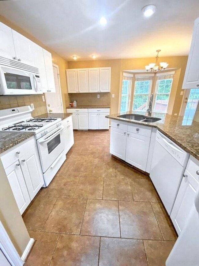 Building Photo - 10104 Terrace Ct