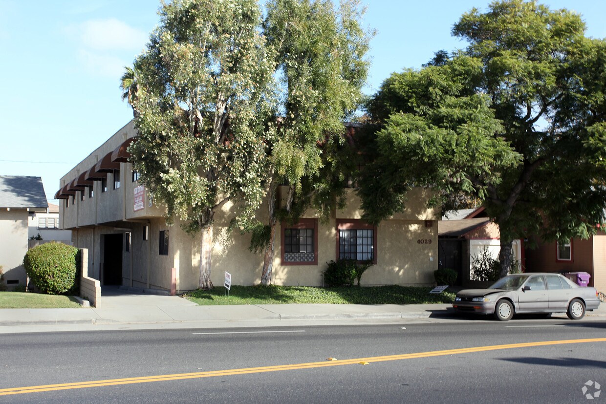 Foto principal - 4029 E 7th St