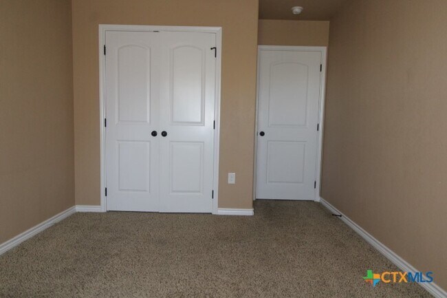 Building Photo - 702 Cosper Creek Dr