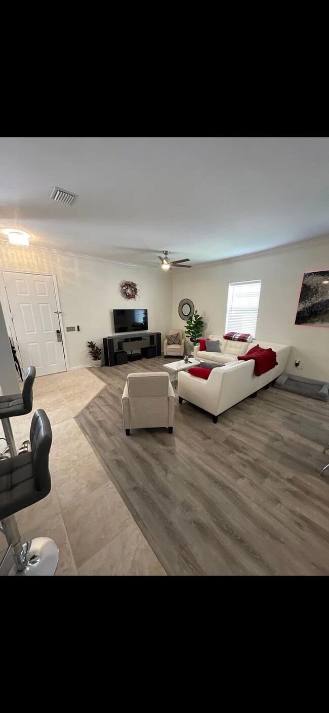 Foto del edificio - 1000 Peggy Cir