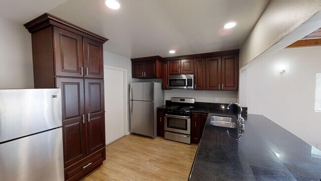 Foto del edificio - 5473 Maisel Way