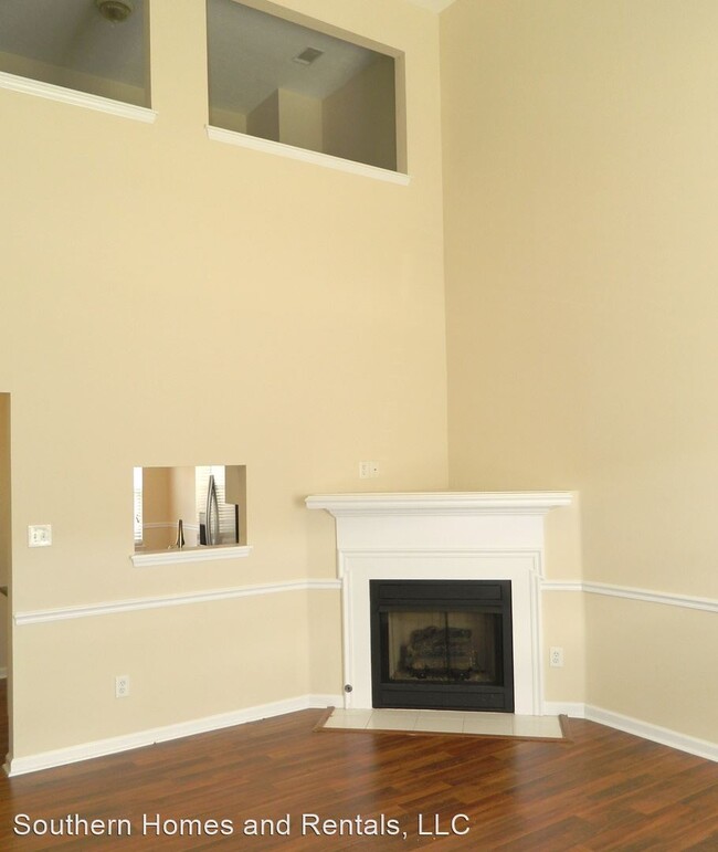 Building Photo - 3 br, 2 bath House - 402 Cashew Drive