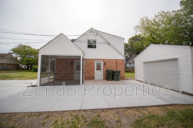 Photo - 1733 Parkview Ave Apartment