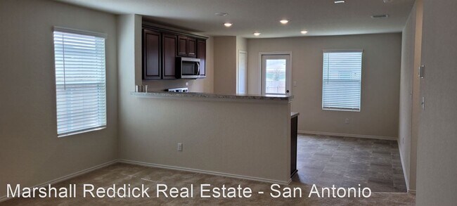 Building Photo - 3 br, 2 bath House - 844 Sweet Grass