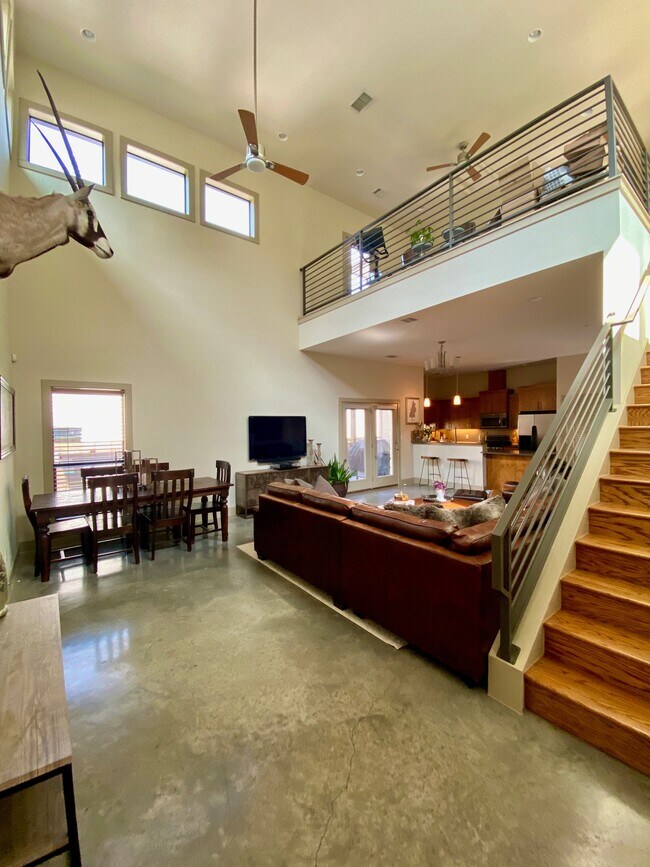 Foto del edificio - 903 Cardinal Ln