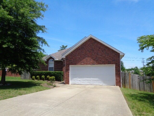 Foto principal - 1308 Chapman Court