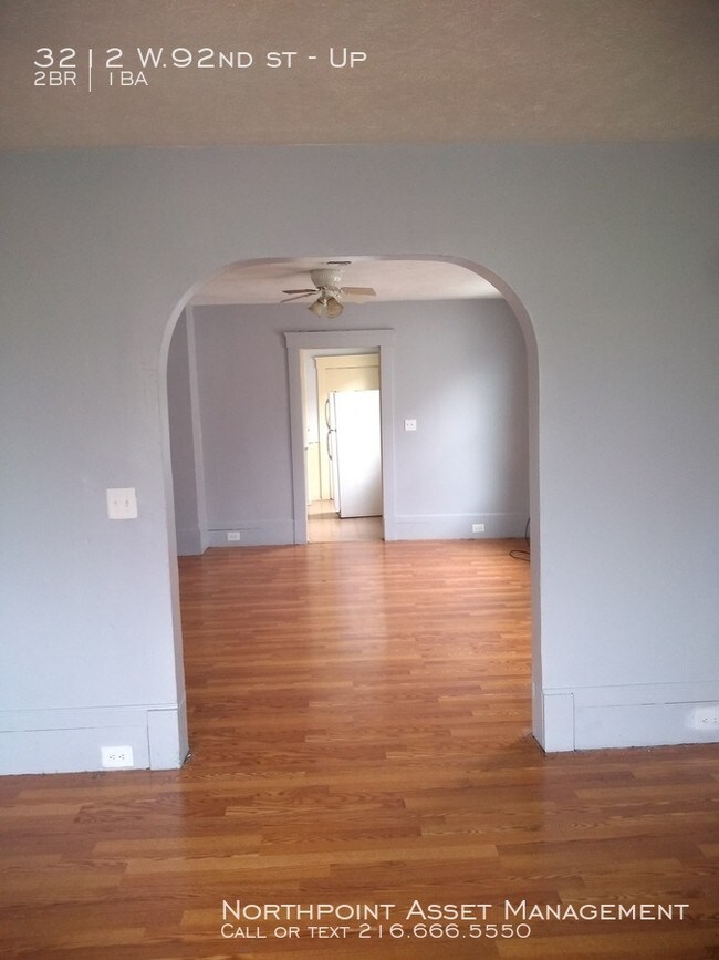 Foto del edificio - 3212 W 92nd St