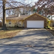 Building Photo - 2972 N John Wayne Dr