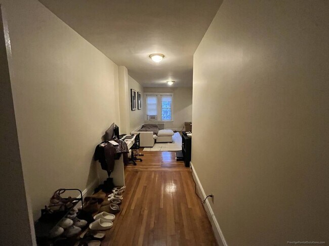 Foto del edificio - 1140 River St