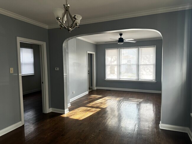 Foto del edificio - 12026 S Lafayette Ave