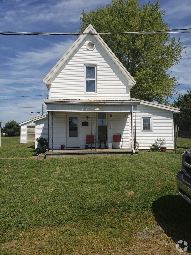 Loft Apartments For Rent in Dugger, IN 6 Rentals