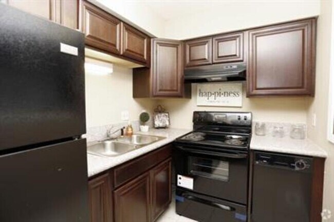 Building Photo - 5029 Southgreen Dr
