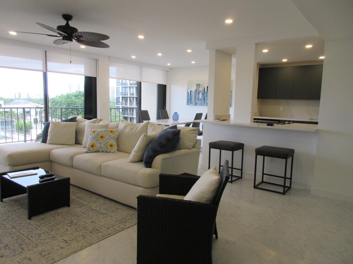 Foto principal - 859 Jeffery St