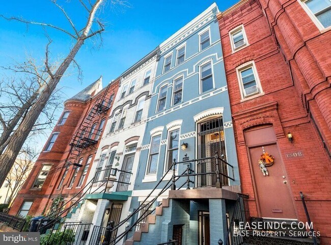 Foto del edificio - 1306 Riggs St NW