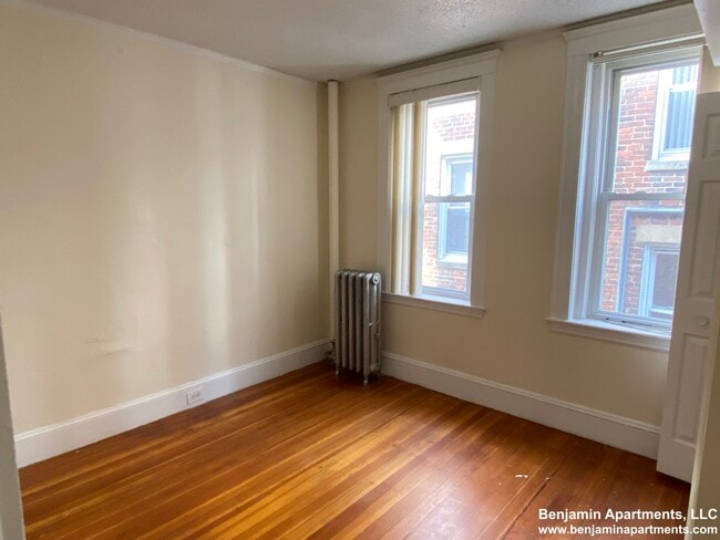 Foto del edificio - 15 Barrows St