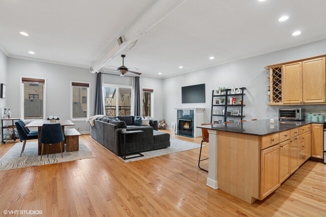 Foto del edificio - 426 N Noble St