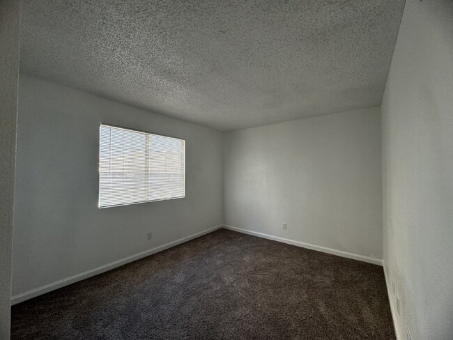 Foto del edificio - Newly remodeled 2BR - 1BA available