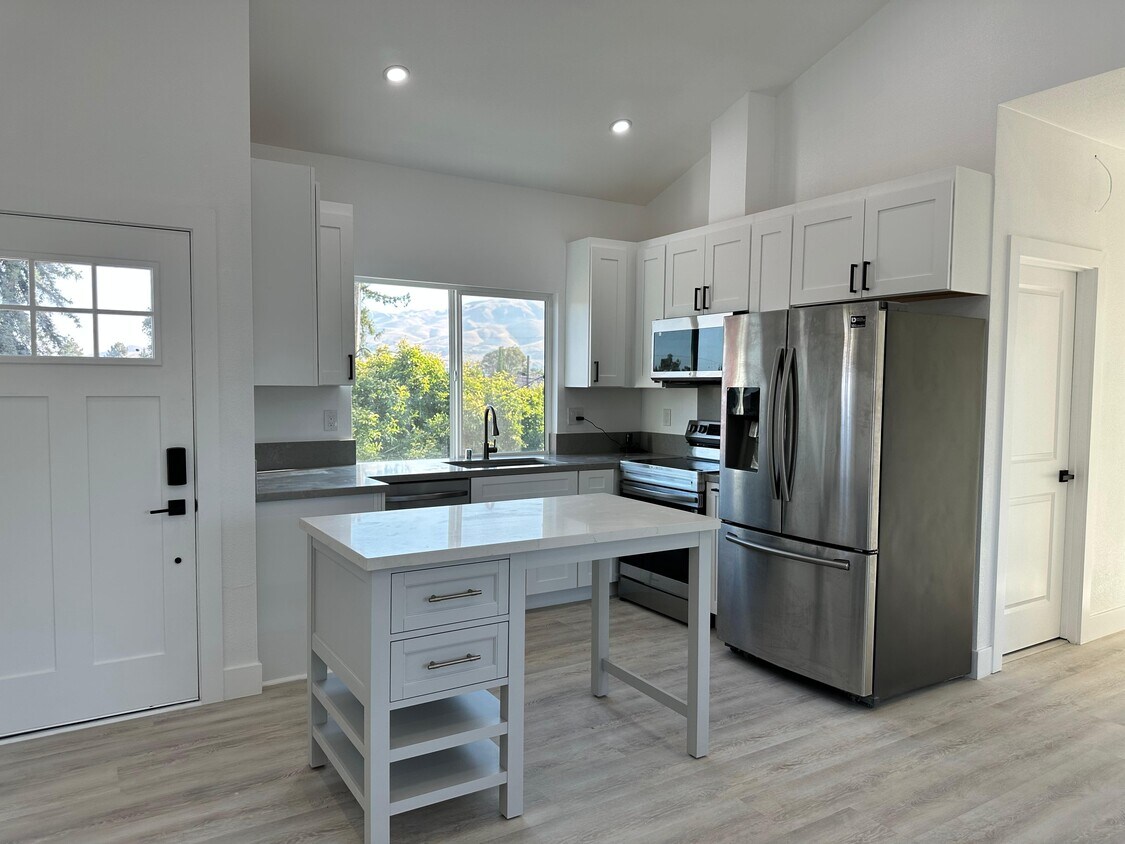 Foto principal - 864 Lexington St