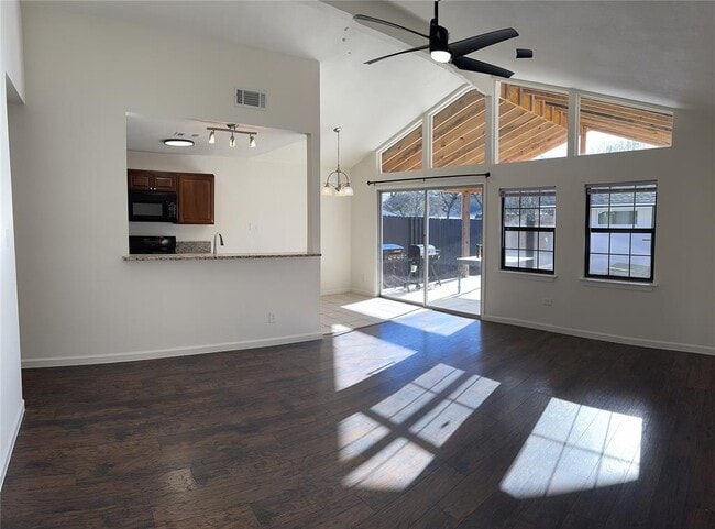 Building Photo - 3405 Carol Ann Dr