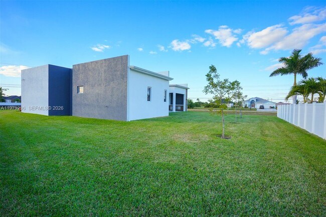 Foto del edificio - 5 SW 26th Pl