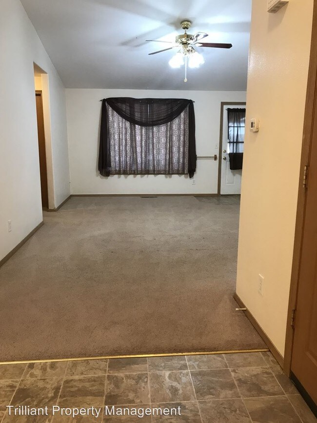 Foto del edificio - 942 Waikiki St SE