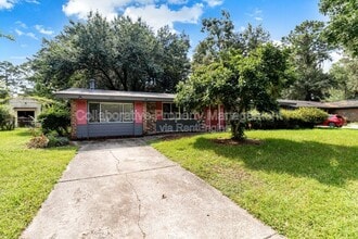 Building Photo - 12444 Largo Dr