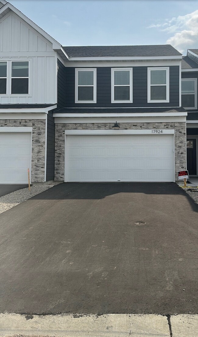 Building Photo - 17924 Genoa Dr