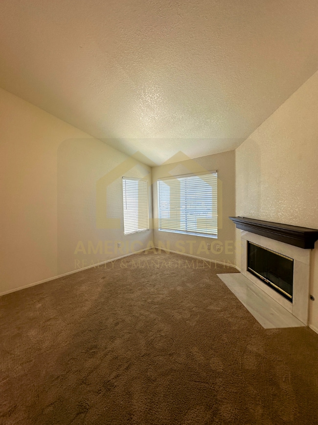 Building Photo - 1417 Glen Ellen Ln