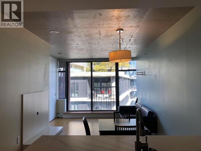 Photo du bâtiment - 128 W Cordova St
