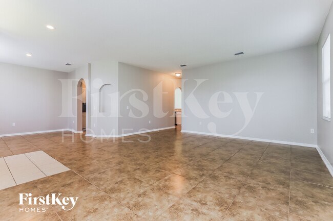 Foto del edificio - 2751 Berkford Cir