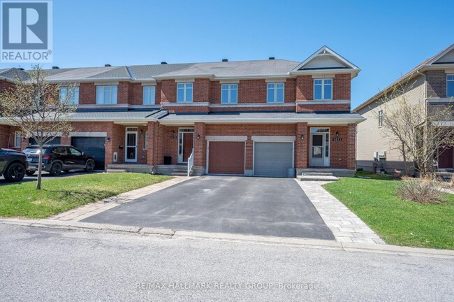 Building Photo - 1431 Comfrey Cres