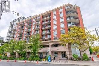 Building Photo - 300-300 Balliol St