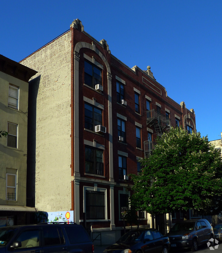 10 Pulaski St, Brooklyn, NY 11206 - Apartments in Brooklyn, NY ...