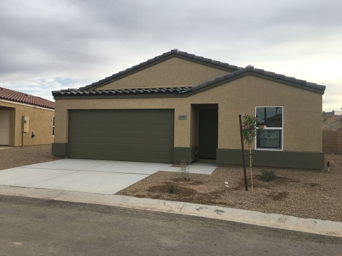 Foto principal - Brand New 3BR/2BA Home in Gated Stonebridg...