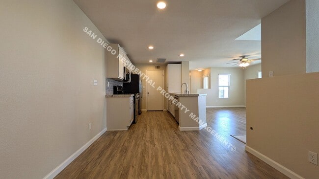 Building Photo - 5005 Golondrina Way