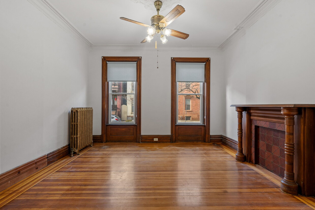 Foto principal - 152 3rd St