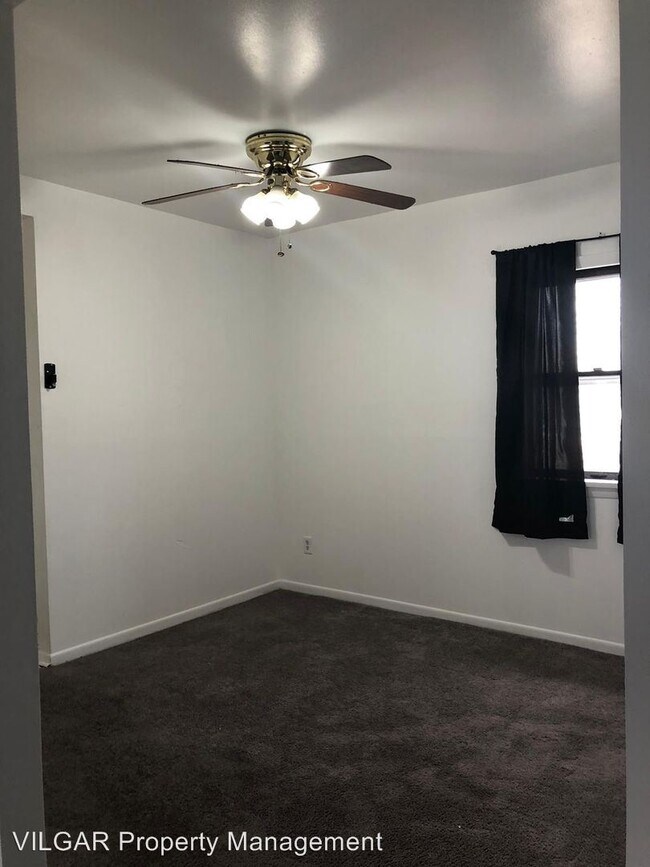 Foto del edificio - 6009 E 6th Pl