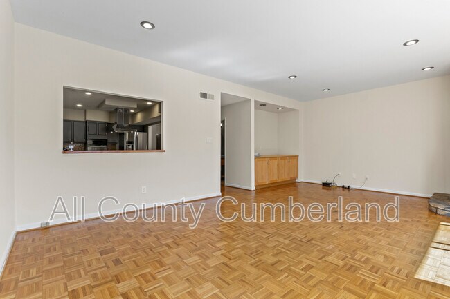 Building Photo - 3766 Paces Ferry W