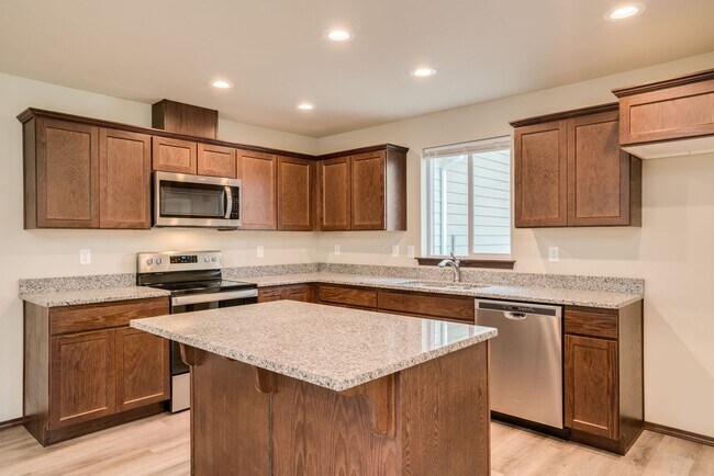 Foto del edificio - Fantastic brand new home with 2-car garage!