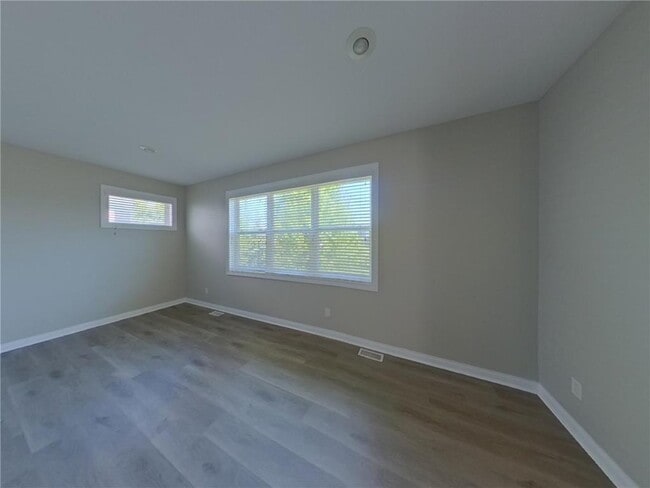 Building Photo - 3947 Valencia Ln
