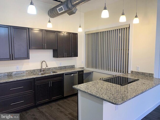 Foto del edificio - 833 N Market St