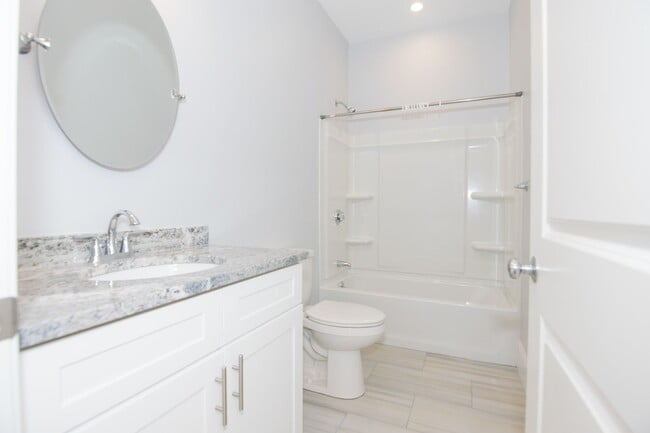 Building Photo - Amazing 4 Bed 2 Bath Available 9/1 in Allston