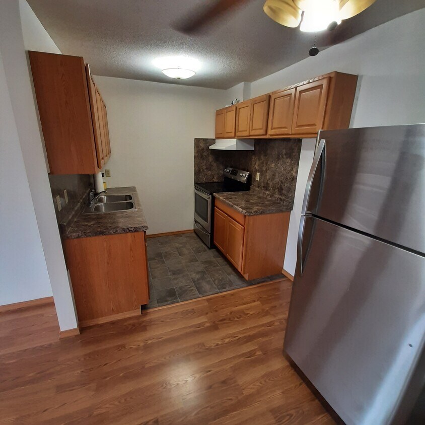 Foto principal - 2616 Harriet Ave