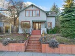 Primary Photo - Gorgeous Upscale 4 bed 2 bath