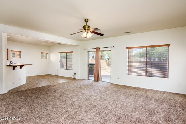 Foto del edificio - 44640 Yucca Ln