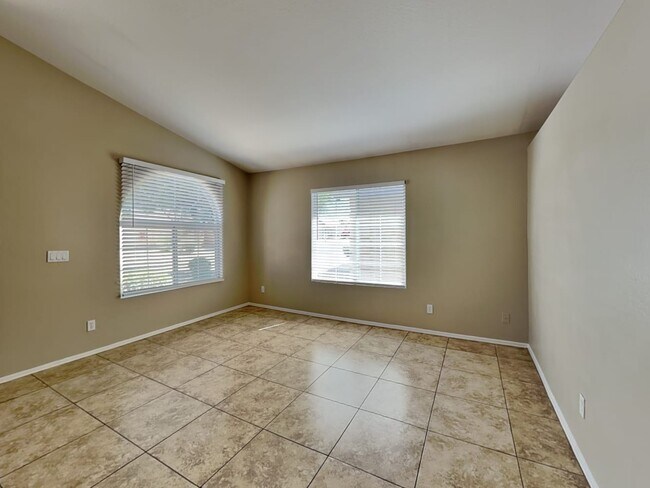 Foto del edificio - 2737 W Pecan Rd
