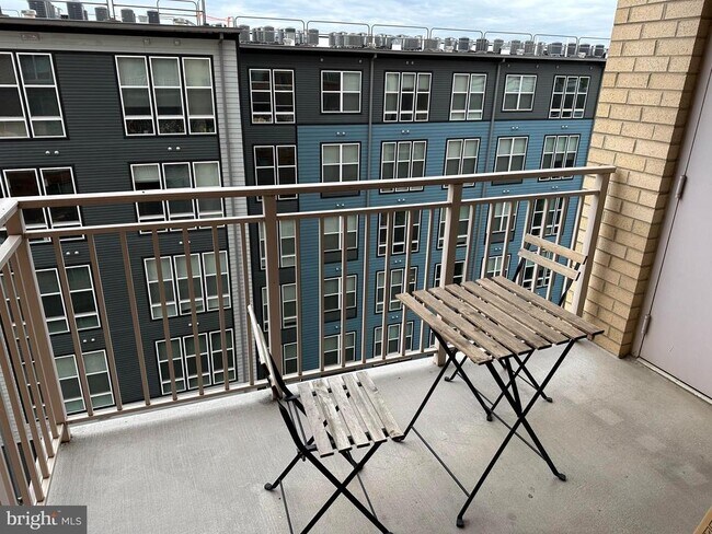 Foto del edificio - 2726 Gallows Rd