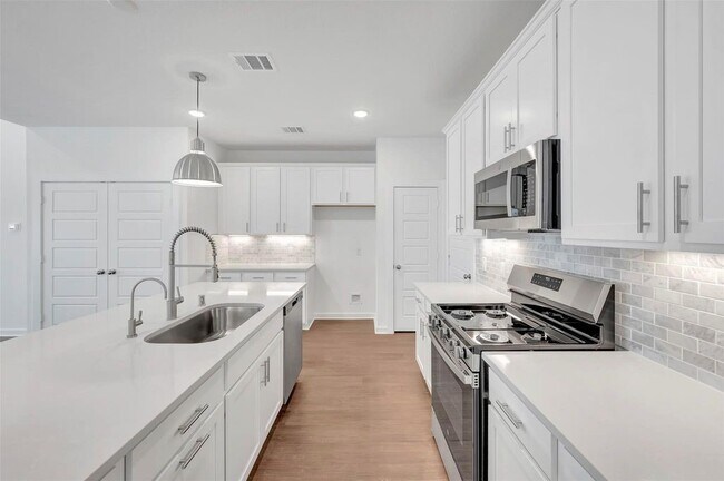 Foto del edificio - 32455 Sunbeam Dr