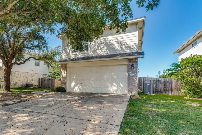 Building Photo - Radiant 3 Bedroom, 2.5 Bath, 2-Story Home ...