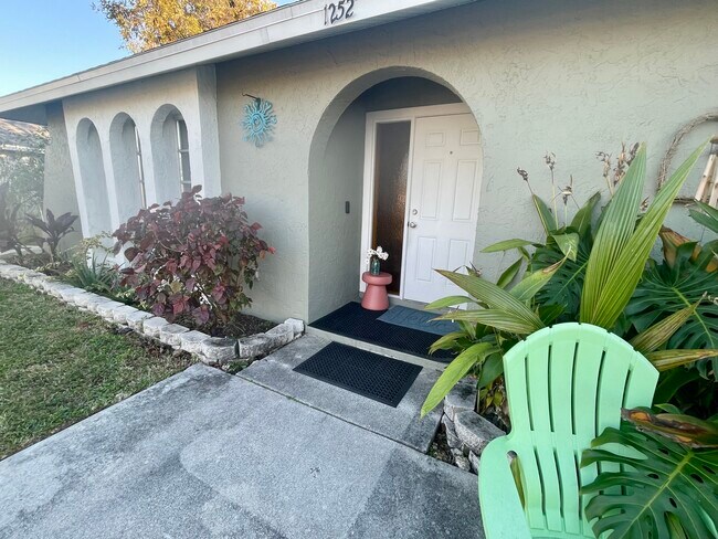 Foto del edificio - 1252 SE 8th St